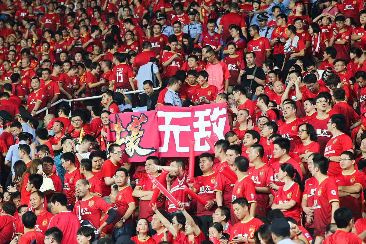 包含澳大利亚遭逢三连败，小组出线前途渺茫的词条