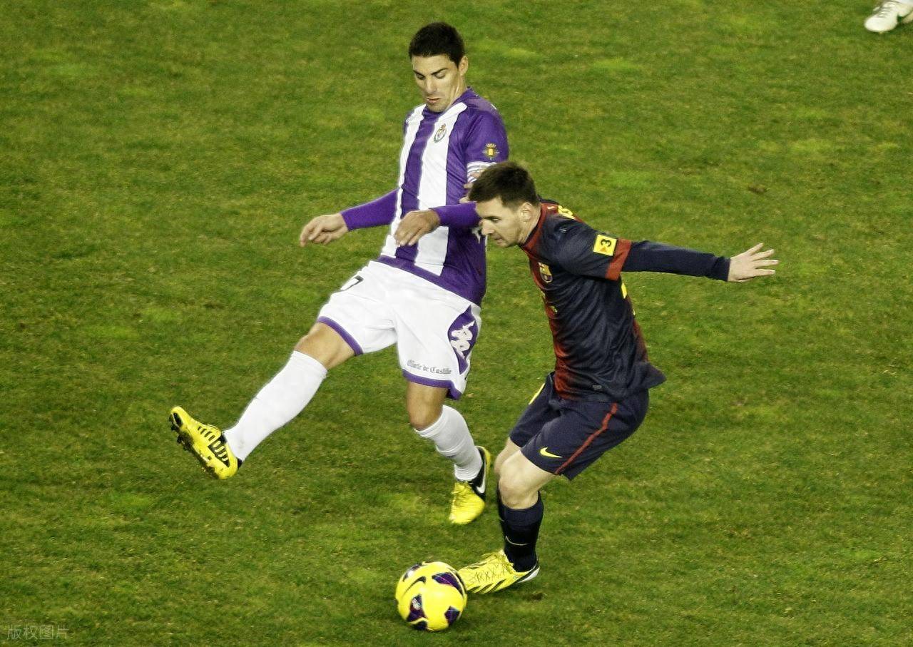 梅西绝杀再现神迹，巴萨高兴获胜