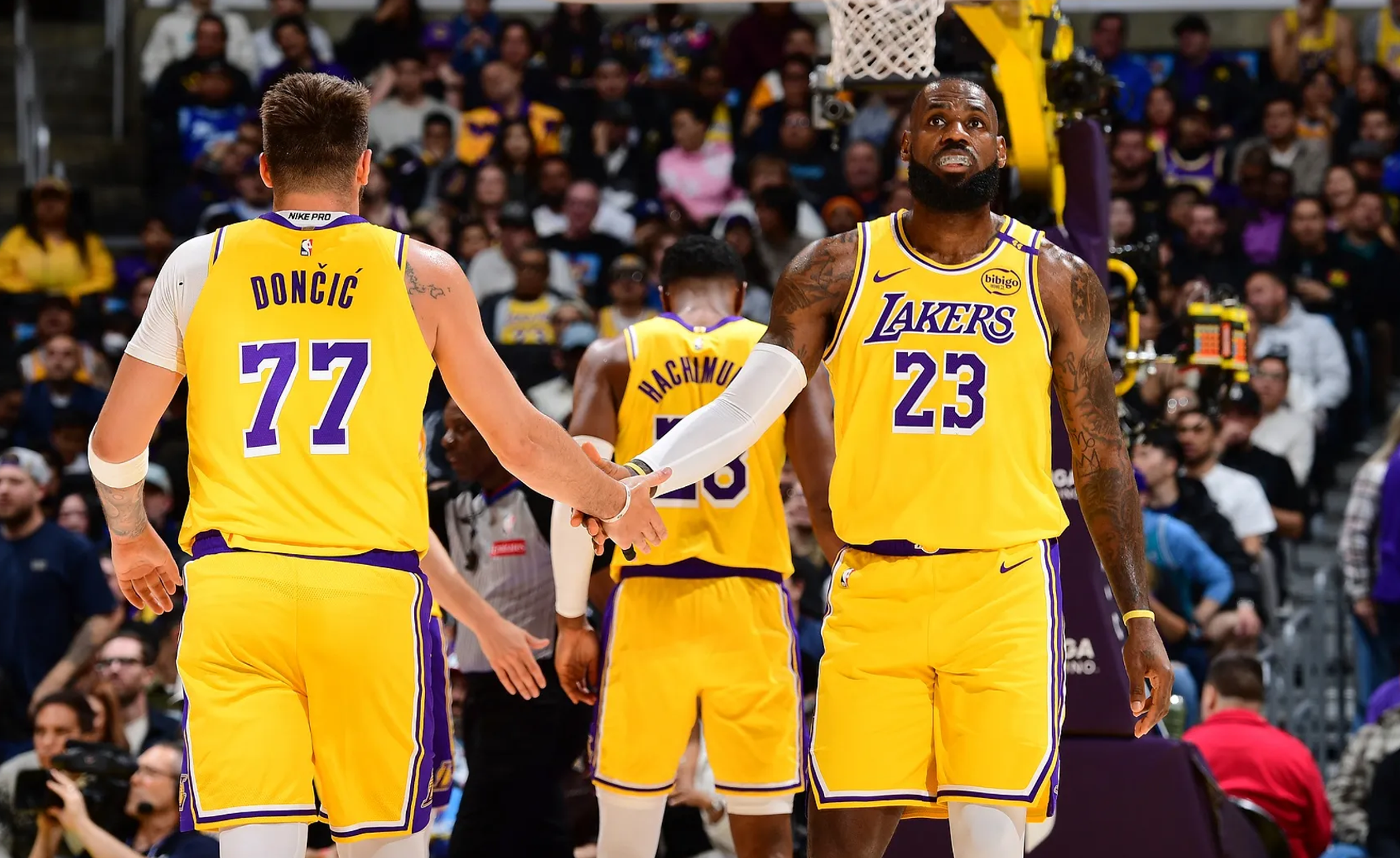 湖人再胜开拓者，夺得六连胜！