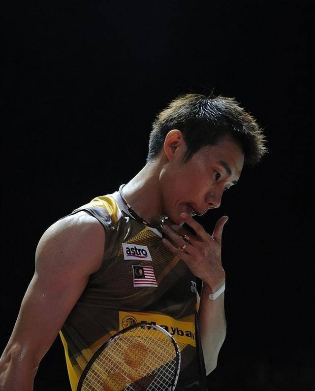 包含日本羽毛球队爆冷马来西亚羽毛球队，李宗伟统治全场的词条