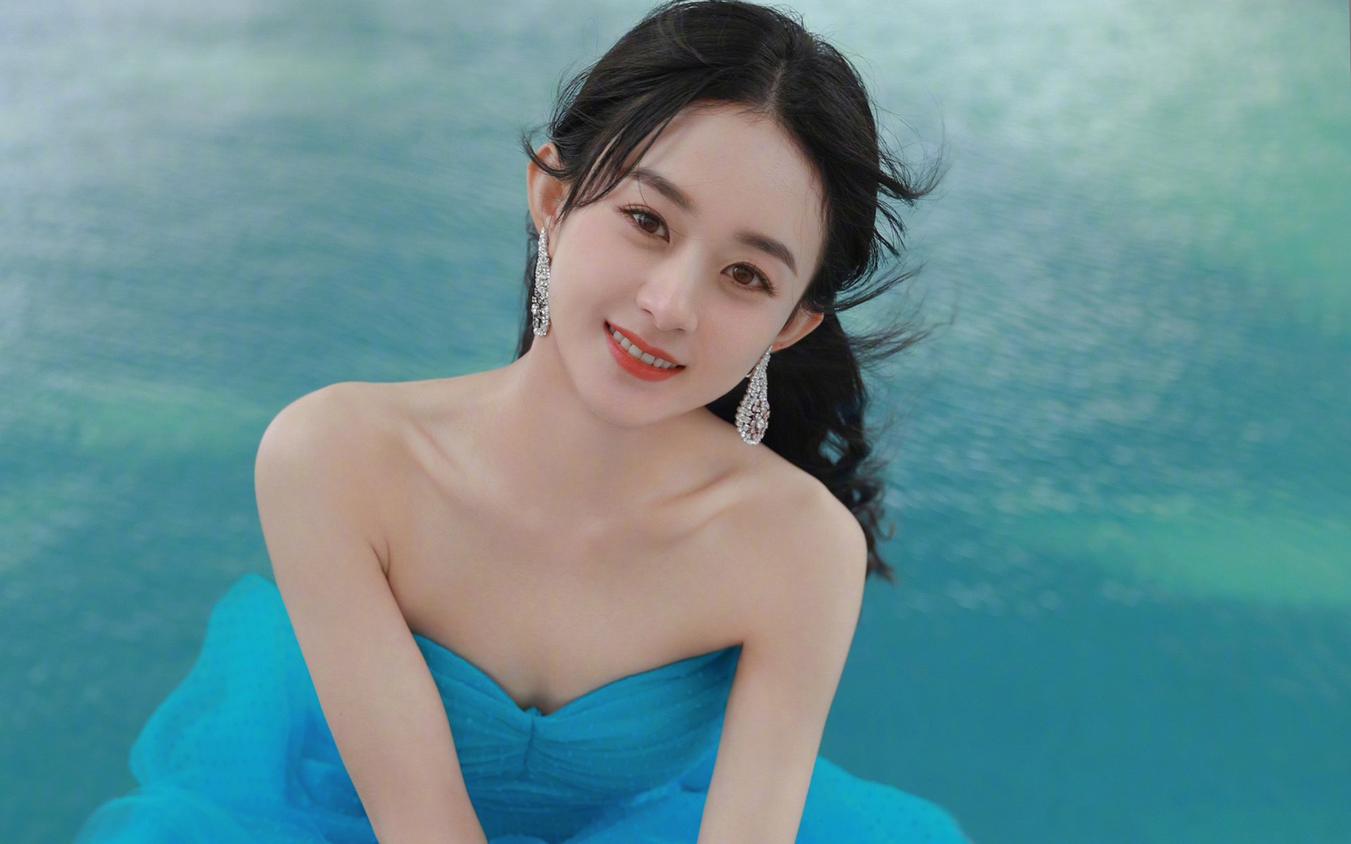 开云APP-太阳队粉碎广东队，哈利伯顿防守端锁死对手显神威