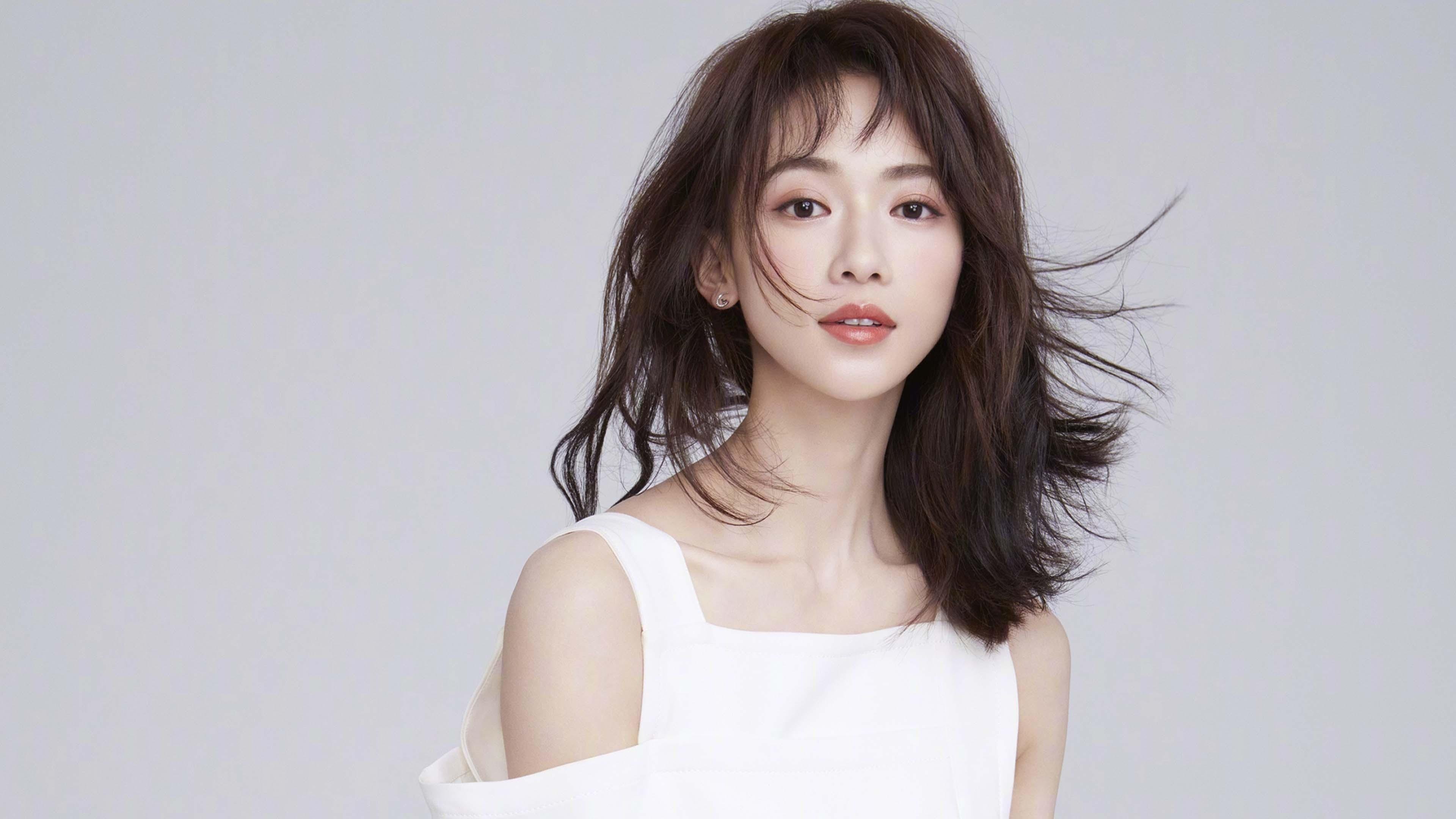 黄蜂蛰伏终亮刺,浓眉擎天定乾坤,当无名之辈冲垮北境巨兽