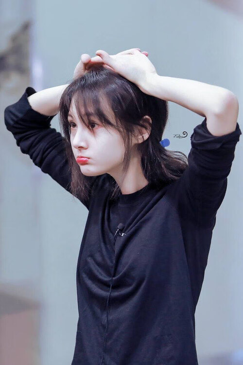 开云体育APP下载-老鹰力克骑士,利拉德制胜表现铸就史诗胜利