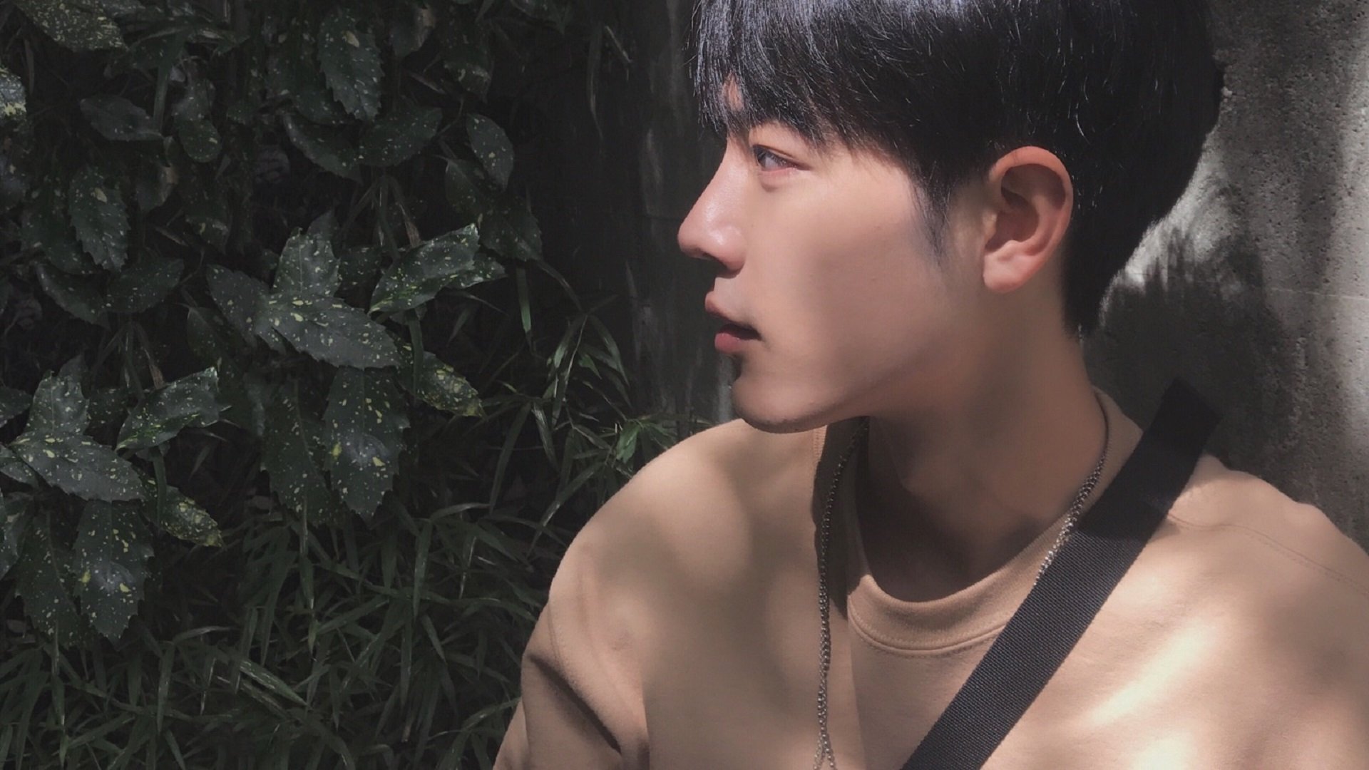 开云体育入口-跨界的荣耀，德罗赞在西甲国家德比之夜的赛场点燃