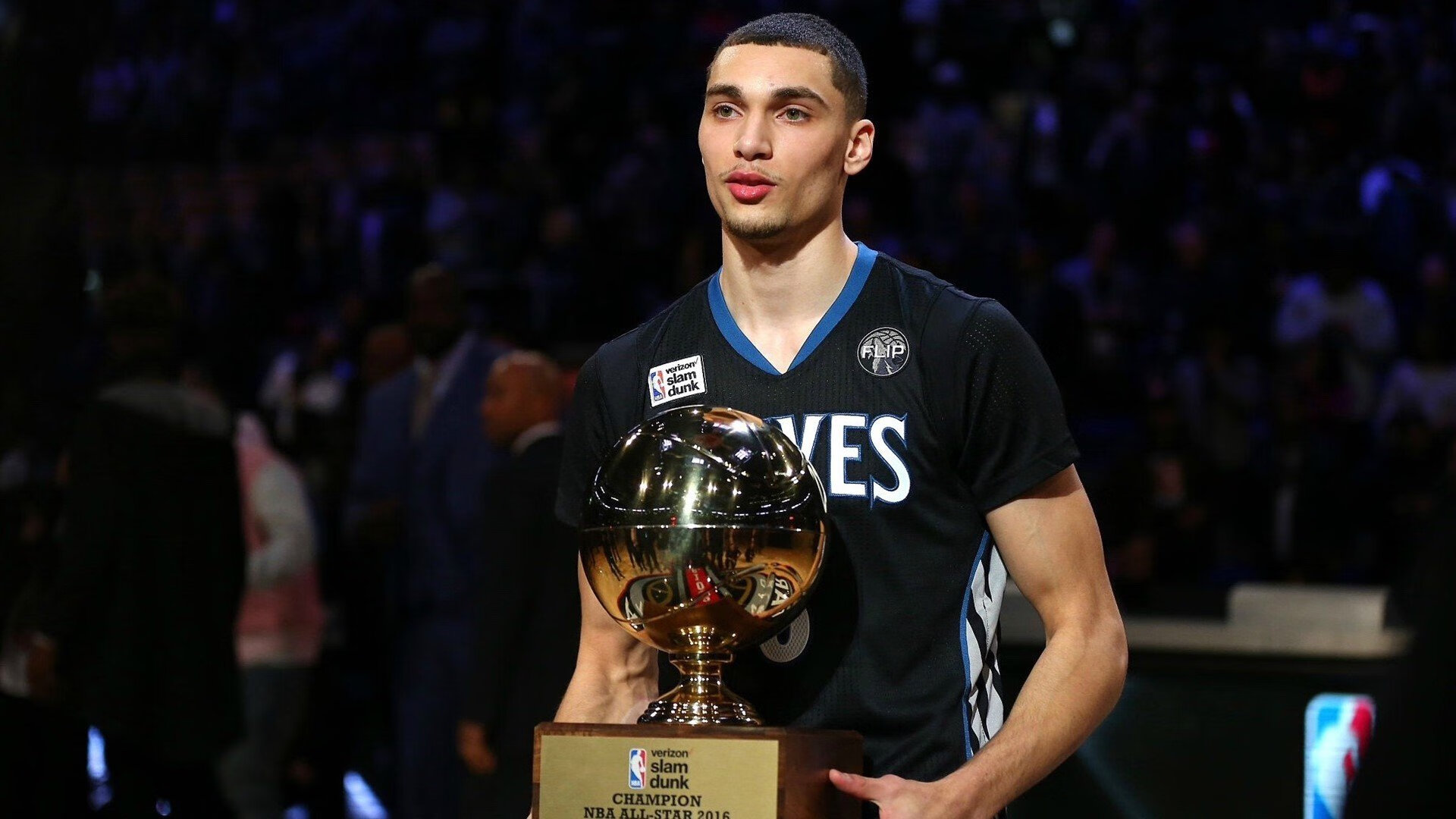 美加墨世界杯焦点战,芬兰狂胜马里,创纪录大胜引爆全球热议